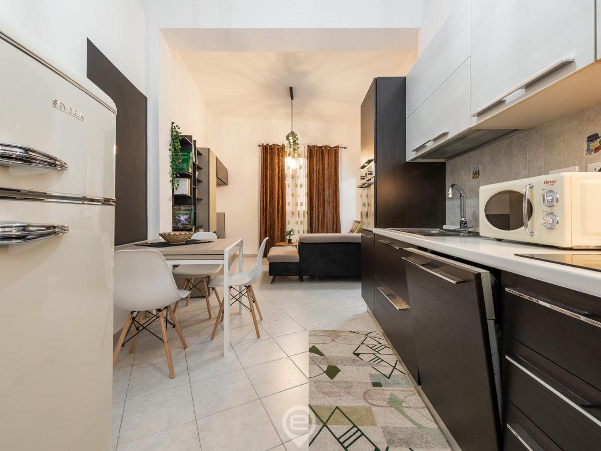 Trendy City Apartment Cagliari Exterior photo