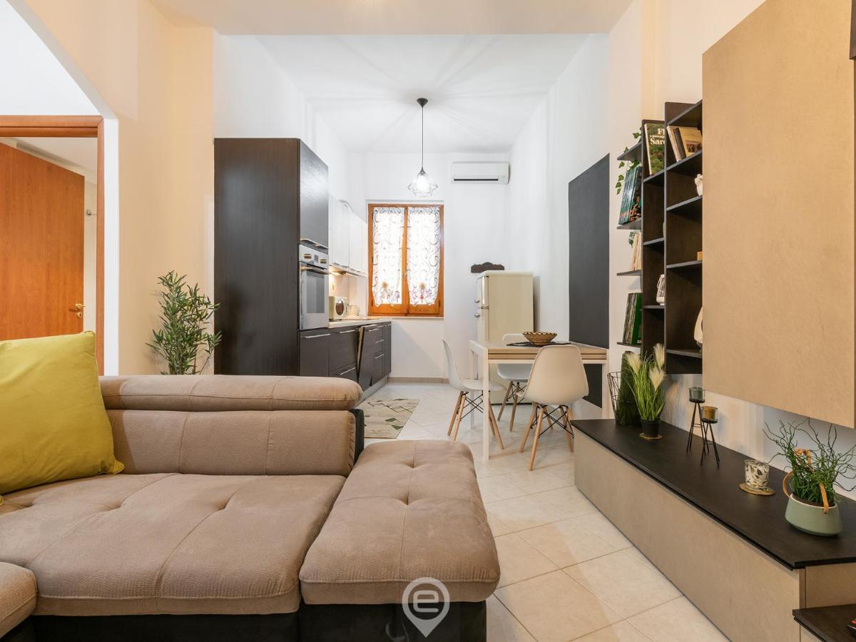 Trendy City Apartment Cagliari Exterior photo