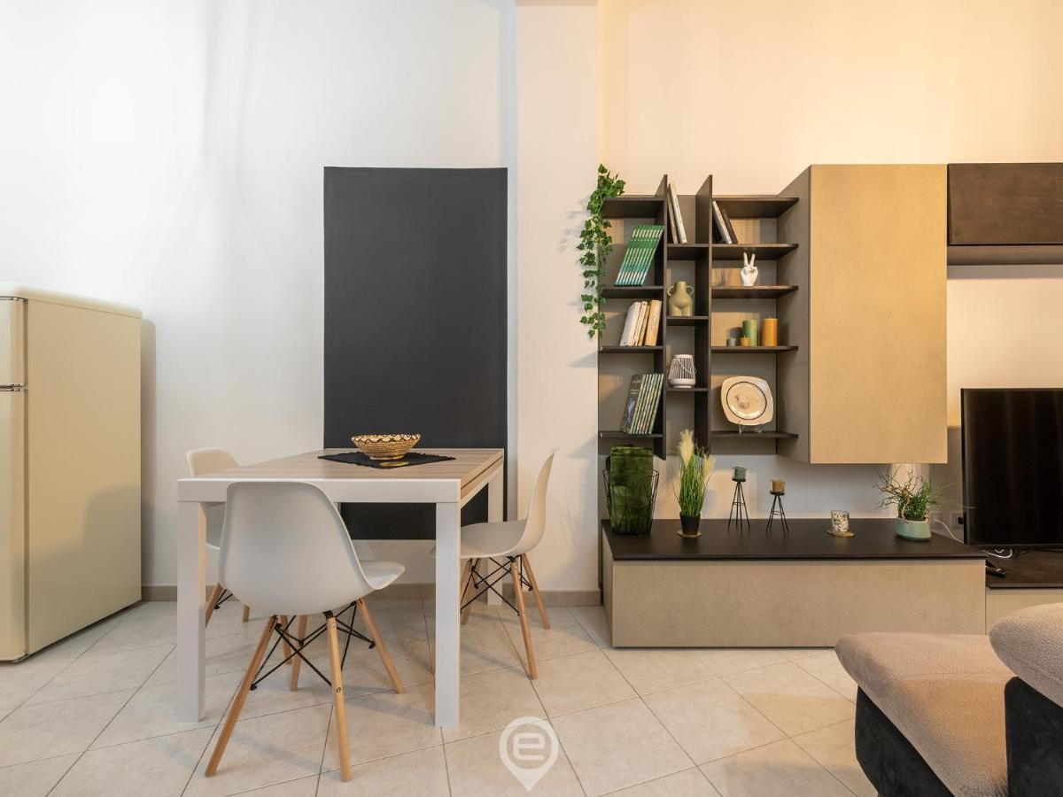 Trendy City Apartment Cagliari Exterior photo