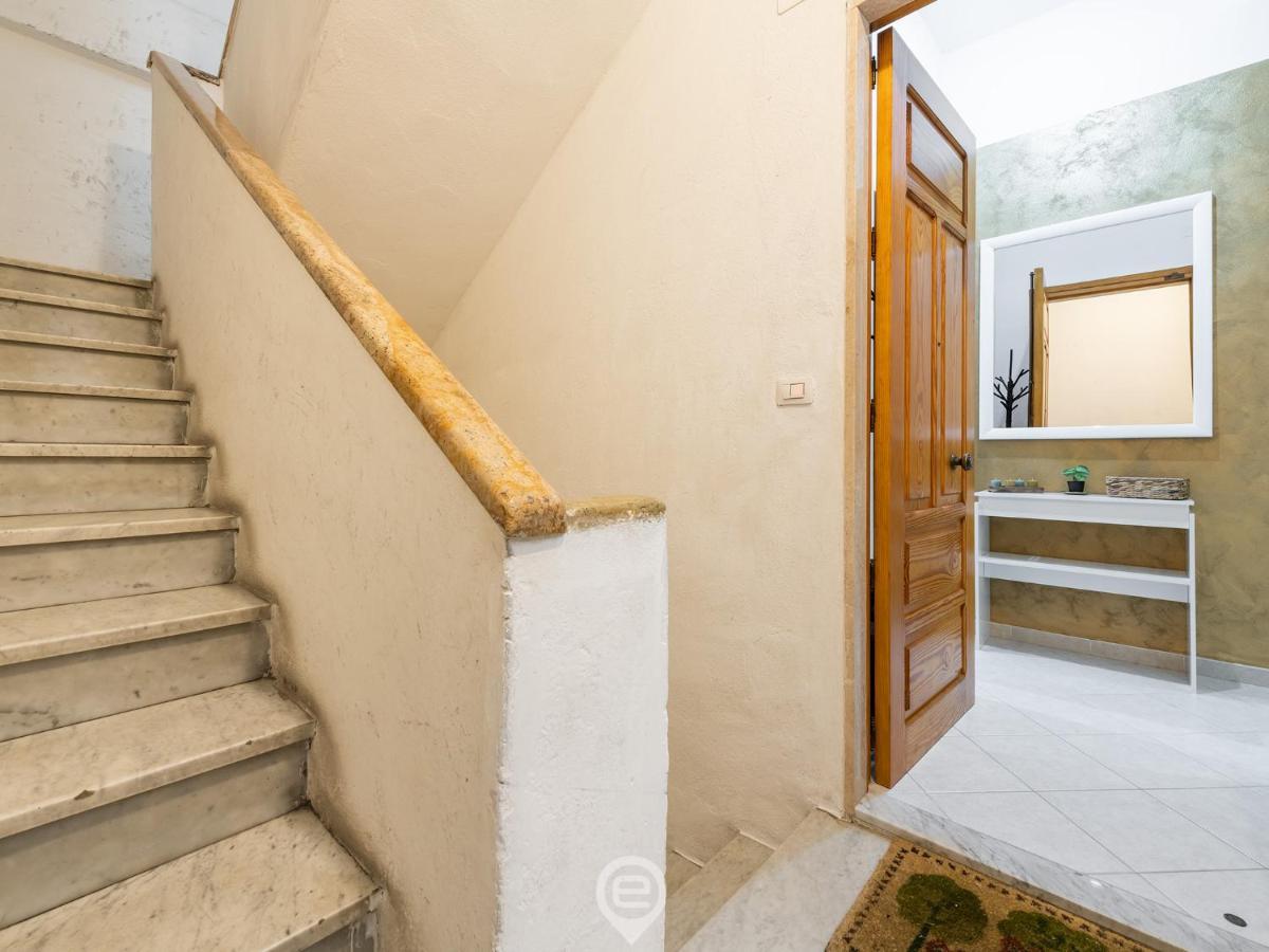 Trendy City Apartment Cagliari Exterior photo